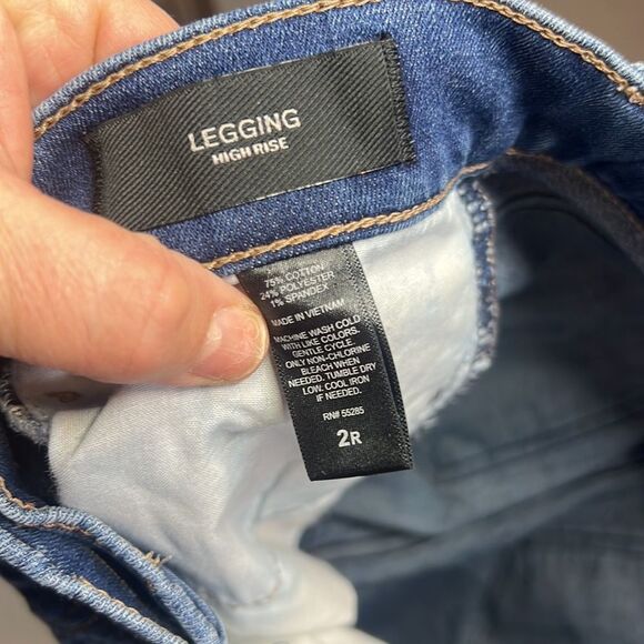 Express High Rise Legging - Picture 6 of 8